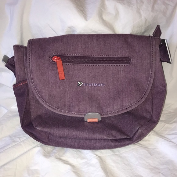 sherpani crossbody